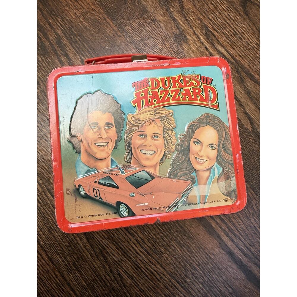 Dukes of Hazzard Metal Lunchbox Vance and Coy 1981
